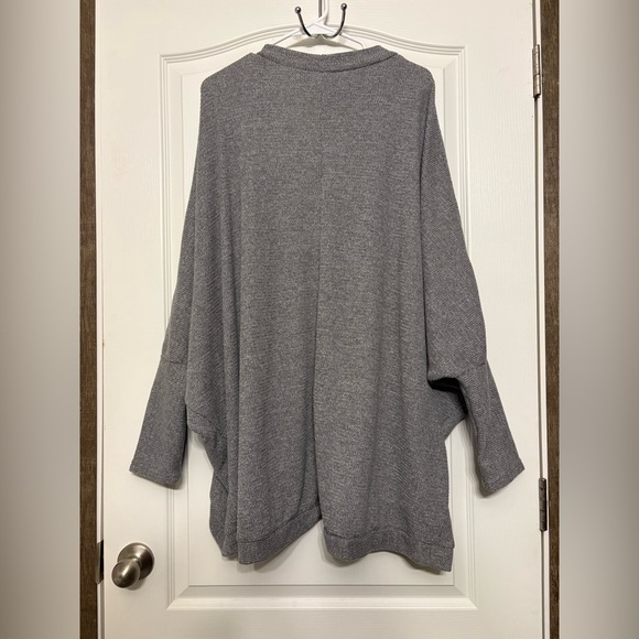 SHEIN Gray Women's Cardigan - Picture 4 of 7
